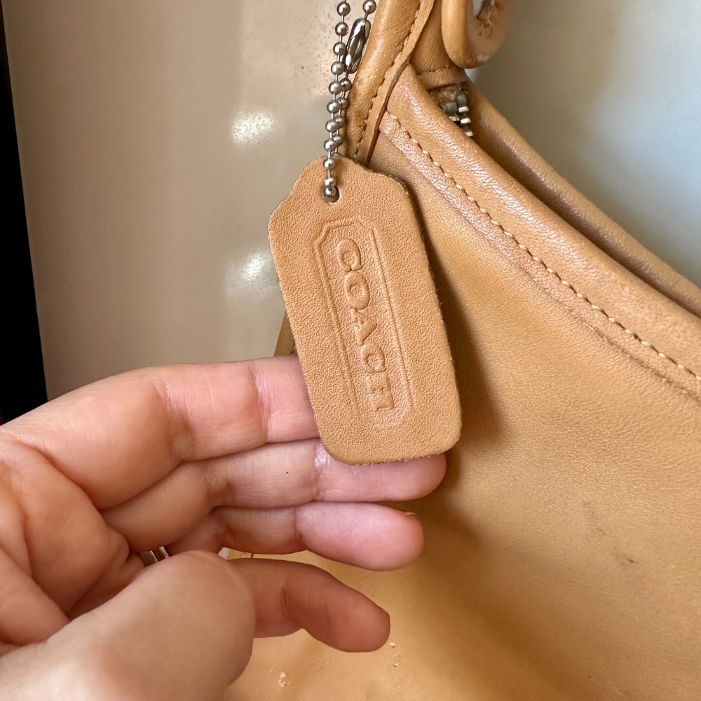 Vintage Coach Andrea Bucket  Camel Light BrowN - Picture 3 of 9